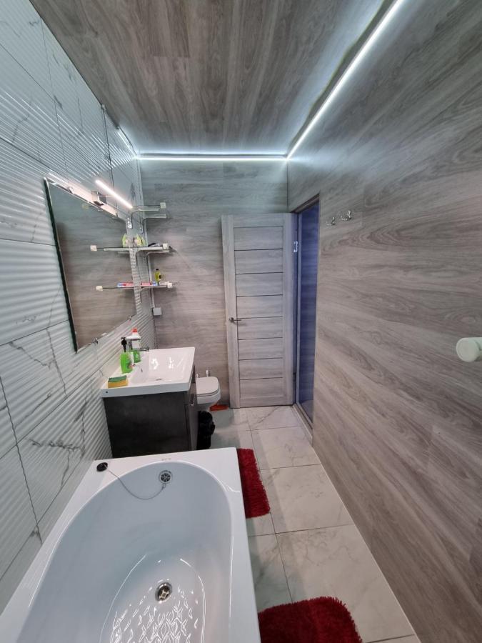 Штефан64 Apartment Chisinau Bagian luar foto