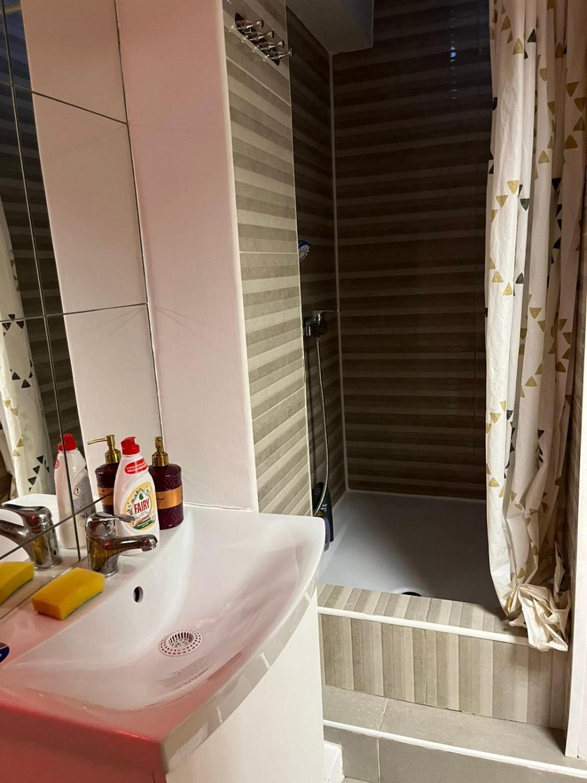 Штефан64 Apartment Chisinau Bagian luar foto